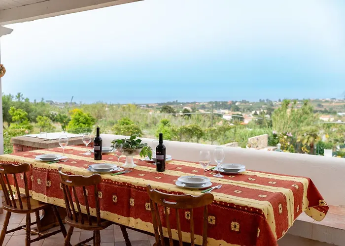 Mare E Monti 카스텔라마레델골포