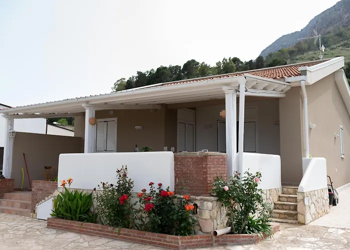 Mare E Monti 빌라 카스텔라마레델골포